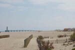 La plage de Leucate en face le phare de Port Leucate